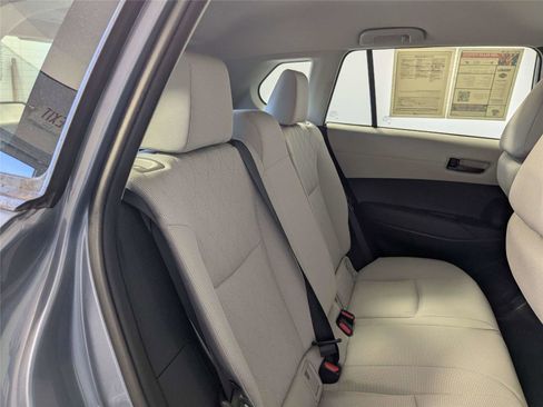 Used 2022 Toyota Corolla Cross L image 20