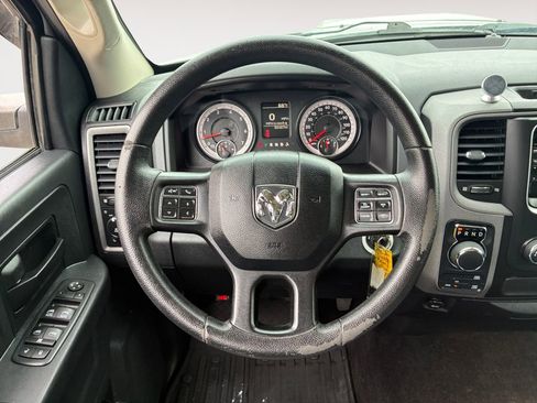 Used 2016 RAM 1500 Express AWD/4WD image 12