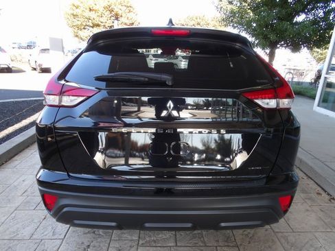 New 2026 Mitsubishi Eclipse Cross LE image 6
