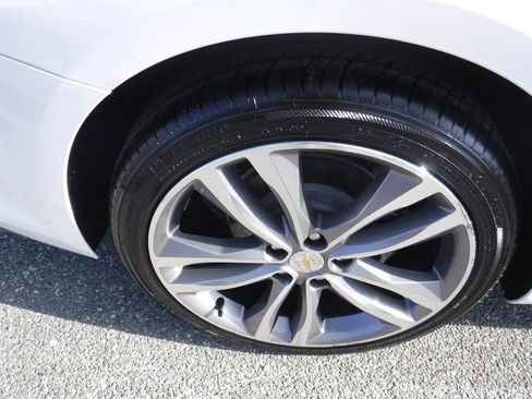 Used 2023 Chevrolet Malibu LT image 4