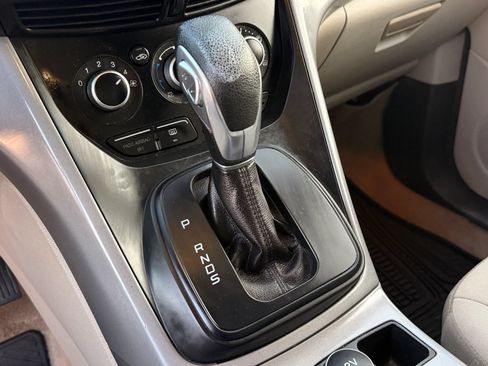 Used 2015 Ford Escape SE FWD image 26