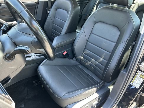 Used 2024 Volkswagen Jetta SE FWD image 18