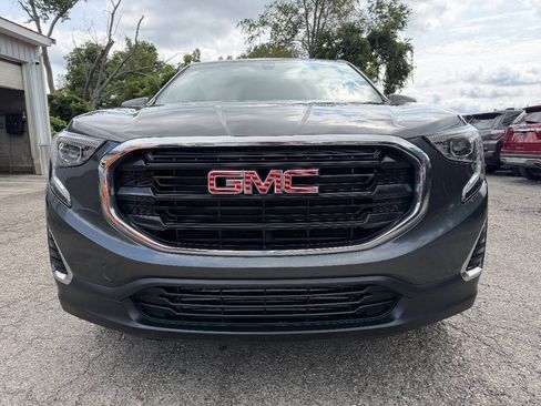 Used 2019 GMC Terrain SLE FWD image 2