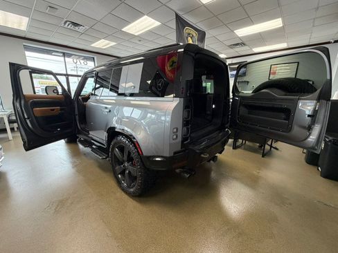 Used 2024 Land Rover Defender 110 X AWD/4WD image 30