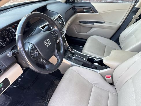 Used 2014 Honda Accord EX-L image 34