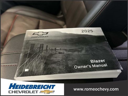 Certified 2025 Chevrolet Blazer RS w/ Driver Confidence II Package image 31