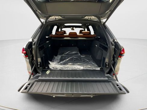 New 2026 BMW X5 xDrive40i w/ M Sport Package image 25