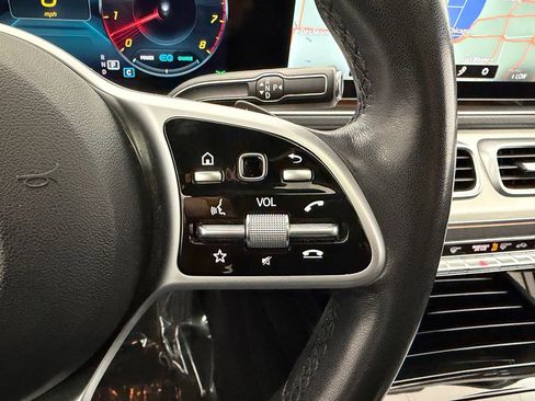 Used 2020 Mercedes-Benz GLS 450 4MATIC image 18