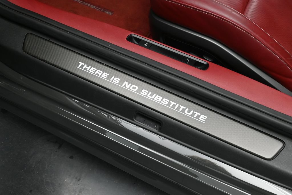 Certified 2021 Porsche 911 Targa 4S AWD/4WD image 14