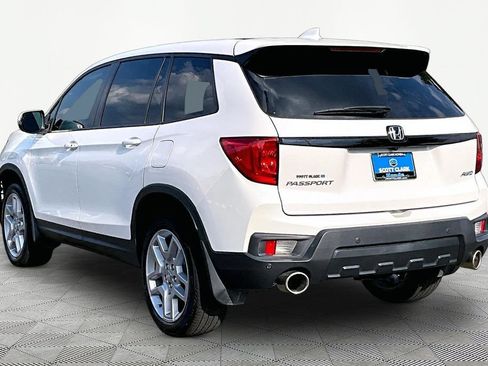 Used 2024 Honda Passport EX-L image 5