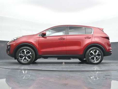 Used 2022 Kia Sportage LX image 18