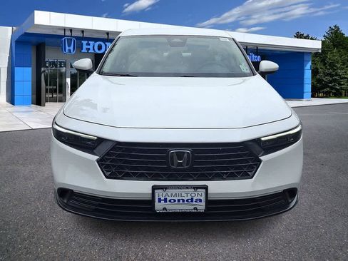 Certified 2025 Honda Accord LX image 28