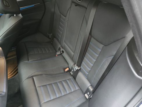 Used 2023 BMW i4 eDrive40 w/ M Sport Package image 24