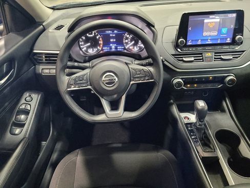Used 2019 Nissan Altima 2.5 S FWD image 22