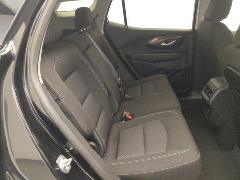 Used 2024 GMC Terrain SLE image 19