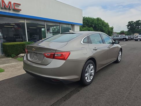 Used 2024 Chevrolet Malibu LT FWD image 3