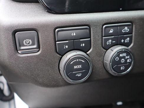 Used 2025 Chevrolet Silverado 2500 LT w/ Trail Boss Package image 22