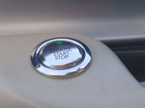 Certified 2023 Lincoln Aviator Standard w/ Class IV Trailer Tow Package image 27