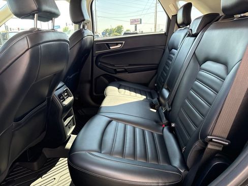 Used 2022 Ford Edge SEL AWD/4WD image 18