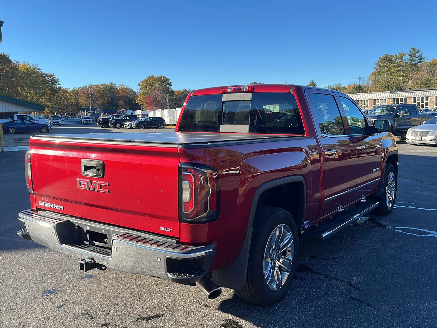 Used 2018 GMC Sierra 1500 SLT AWD/4WD image 8
