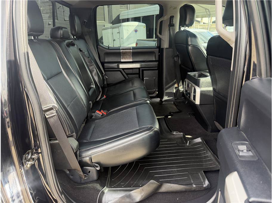 Used 2019 Ford F250 Lariat w/ Lariat Value Package AWD/4WD image 13