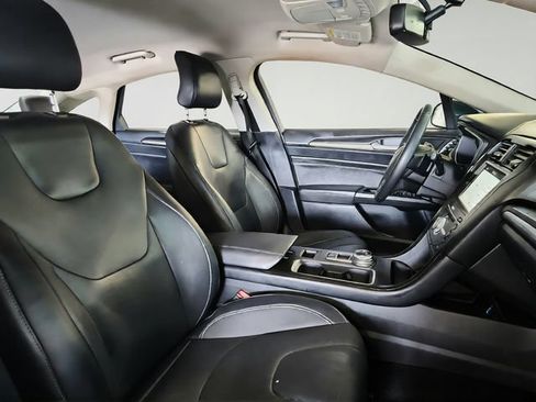 Used 2018 Ford Fusion Titanium AWD/4WD image 20