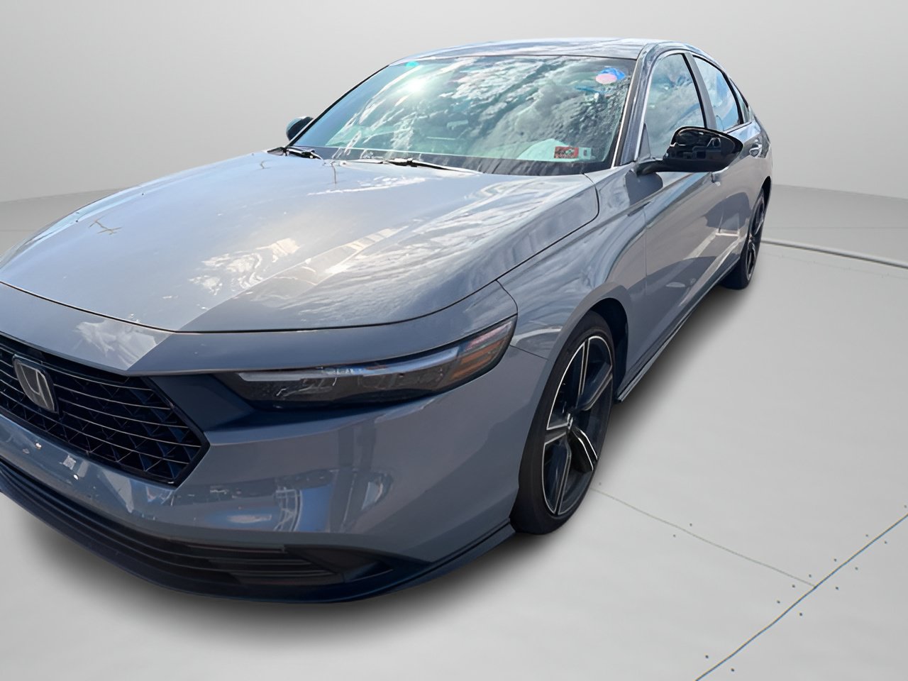 Used 2024 Honda Accord Sport image 2