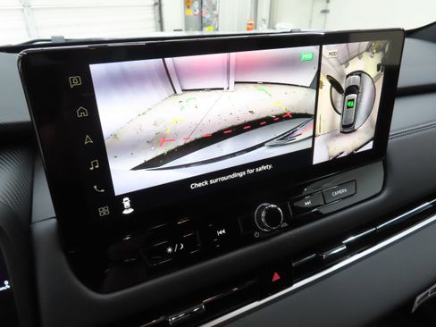 New 2026 Mitsubishi Outlander SEL AWD/4WD image 18