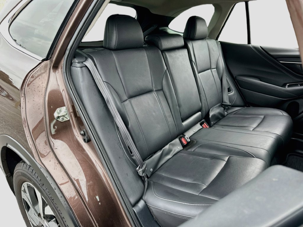 Used 2021 Subaru Outback Limited AWD/4WD image 28