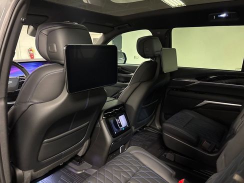 New 2026 Cadillac Escalade IQL Luxury image 29