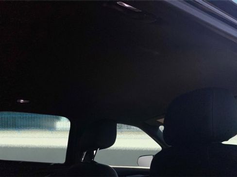 Used 2022 Chevrolet Blazer RS image 16