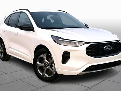 Certified 2023 Ford Escape ST-Line w/ Tech Pack #1 image 3