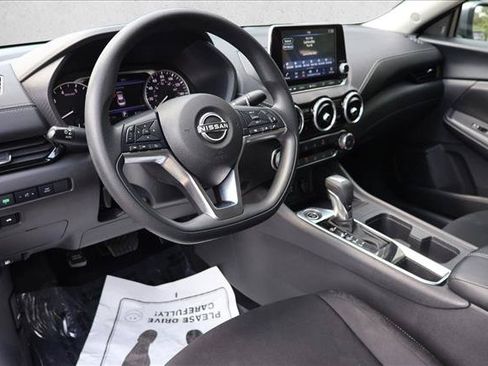 Used 2024 Nissan Sentra SV FWD image 10