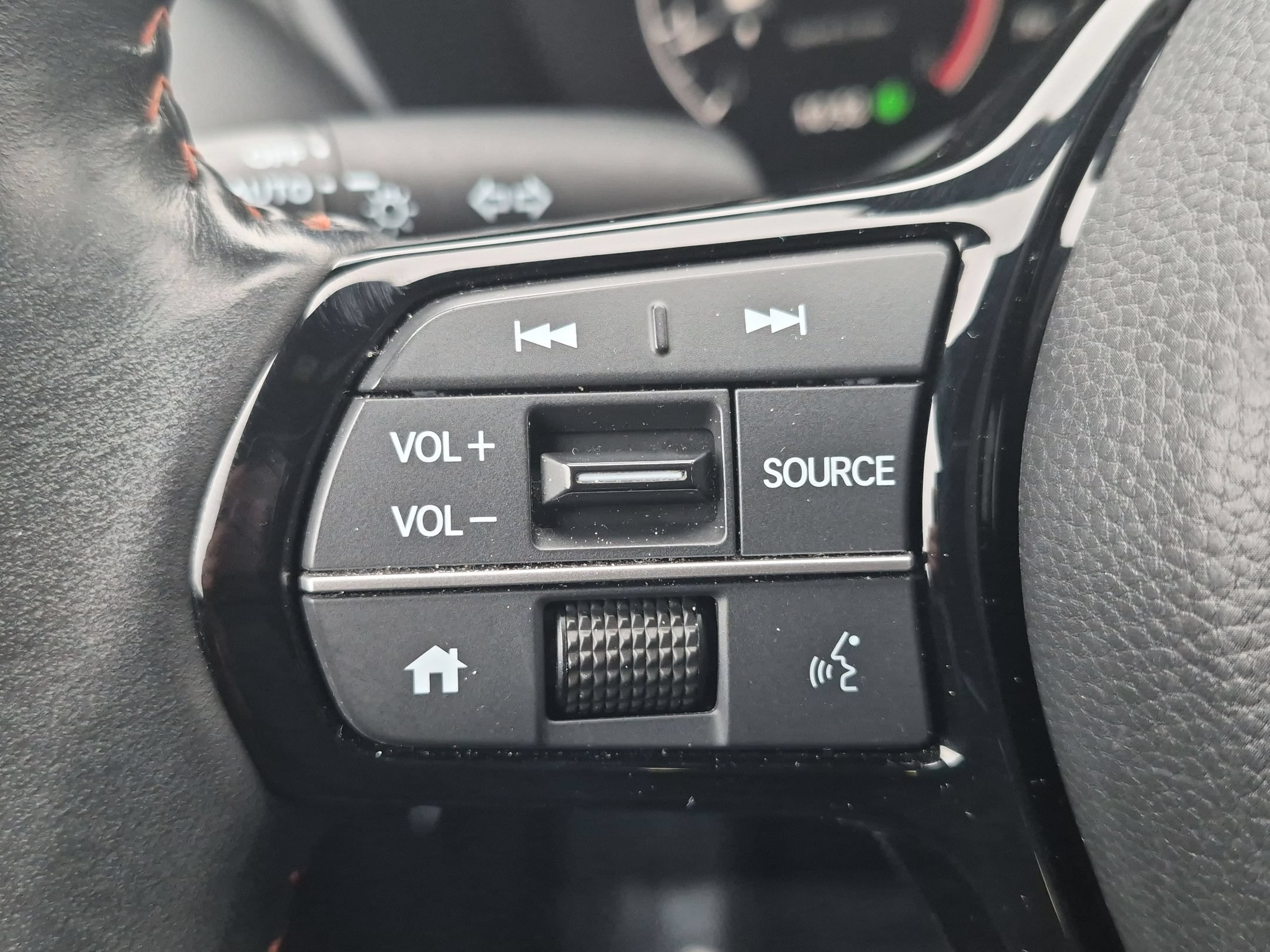 Used 2024 Honda HR-V Sport image 15