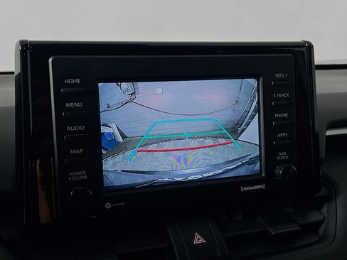 Used 2021 Toyota RAV4 LE image 28