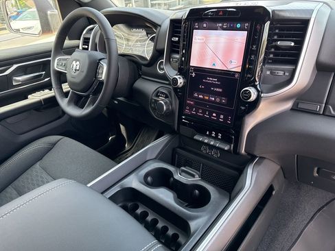 New 2026 RAM 1500 4x4 Crew Cab image 31