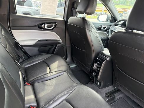 Used 2025 Jeep Compass Limited AWD/4WD image 14