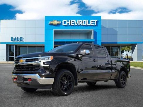Used 2025 Chevrolet Silverado 1500 LT w/ Leather Package AWD/4WD image 7