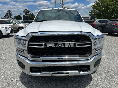 Used 2021 RAM 3500 Tradesman w/ Chrome Appearance Group RWD image 4