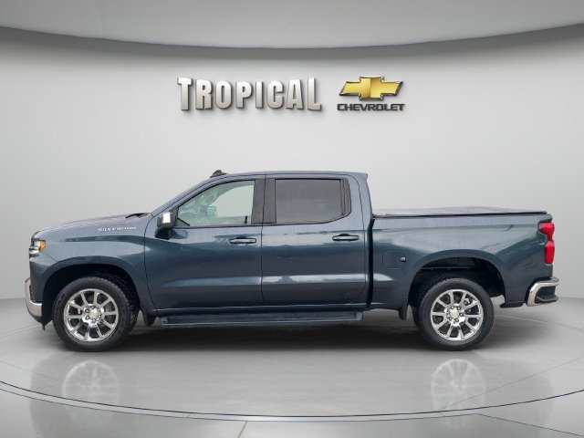Used 2021 Chevrolet Silverado 1500 LT RWD image 2