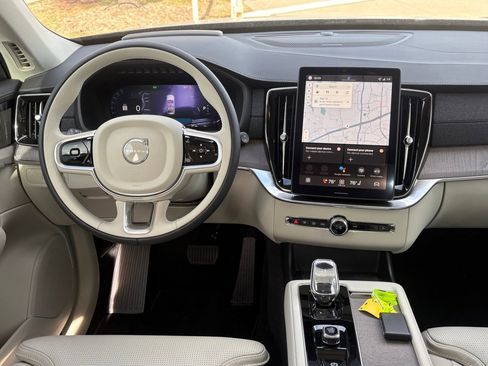 New 2026 Volvo XC90 B6 Ultra w/ Protection Package Premier image 11