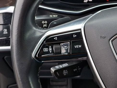 Used 2021 Audi A7 e Premium Plus w/ Executive Package image 27