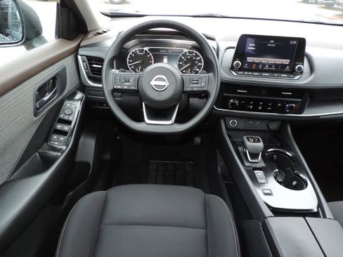 Certified 2023 Nissan Rogue S image 20