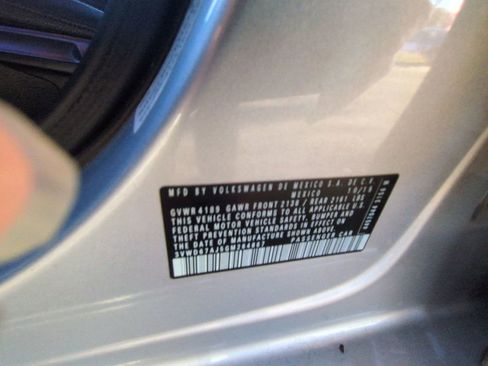 Used 2016 Volkswagen Jetta SE image 24