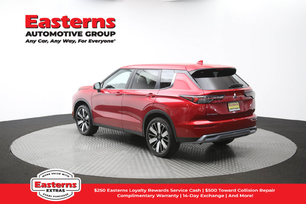 Used 2025 Mitsubishi Outlander SE AWD/4WD image 66