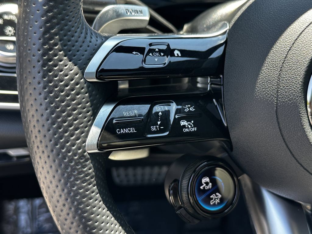 Certified 2025 Mercedes-Benz E 53 AMG e 4MATIC Sedan image 28