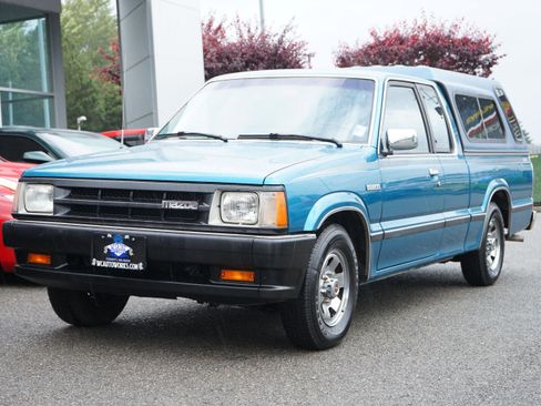 Used 1992 MAZDA B-Series Pickup 2WD Cab Plus B2200 image 1