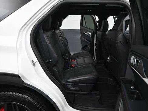 Certified 2025 Ford Explorer ST AWD/4WD image 26