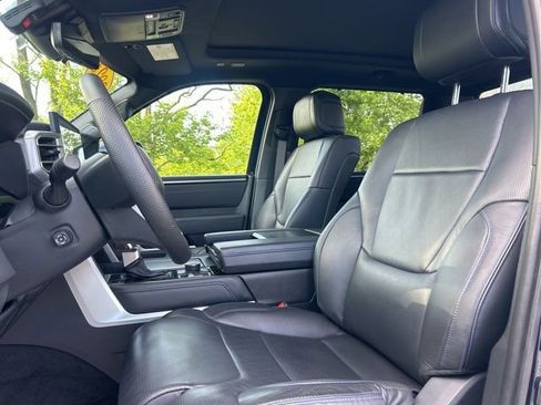 Used 2023 Toyota Tundra Platinum AWD/4WD image 9