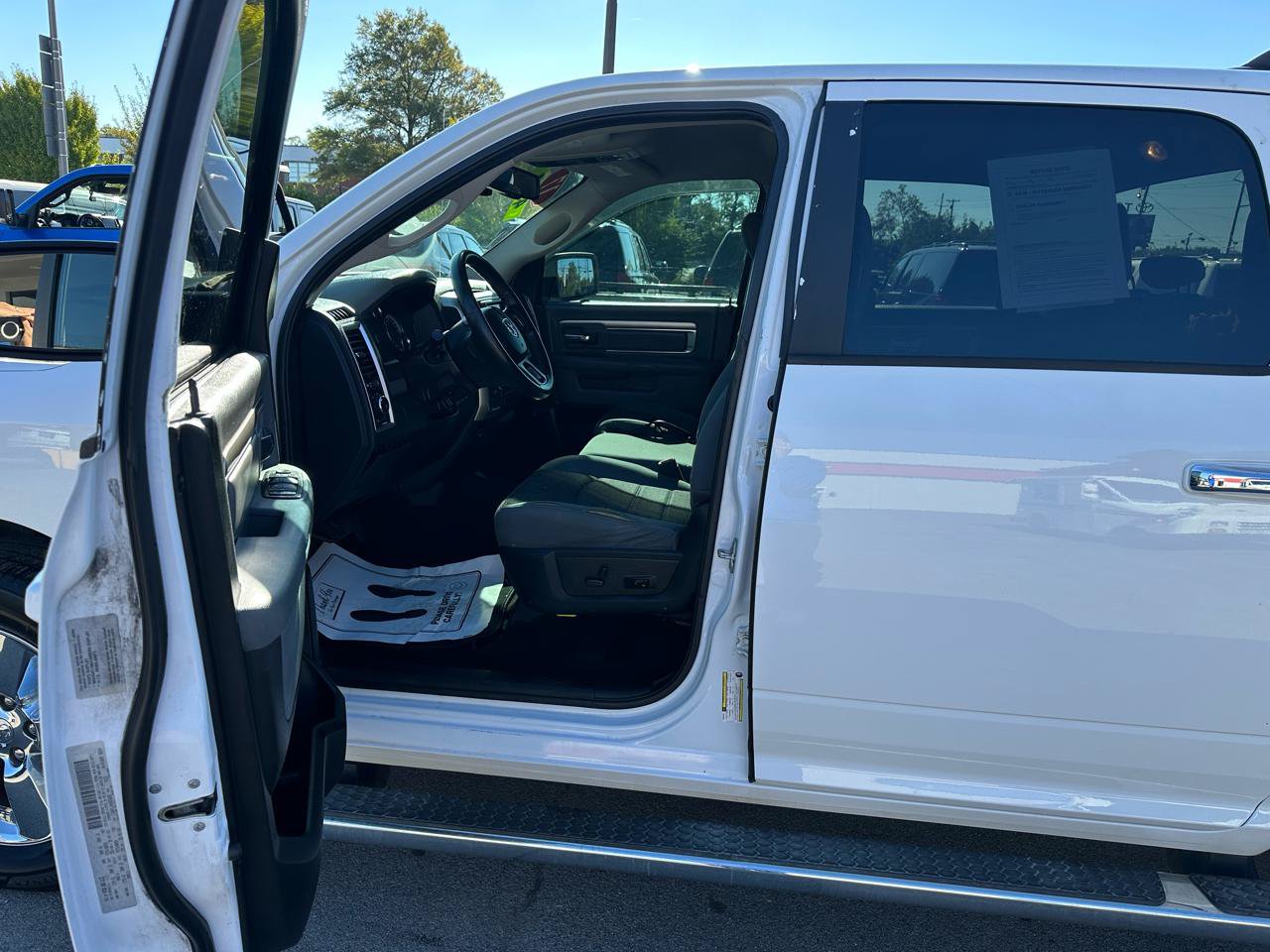 Used 2017 RAM 1500 Big Horn AWD/4WD image 16